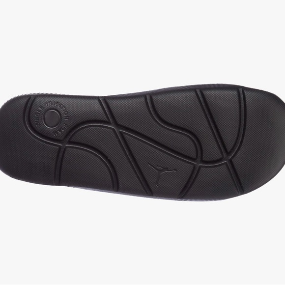 ππ ππππ ππππππ ππππ ππππ
β«οΈπMenβs Jordan Post Slidesπβ«οΈ - Picture 6 of 11